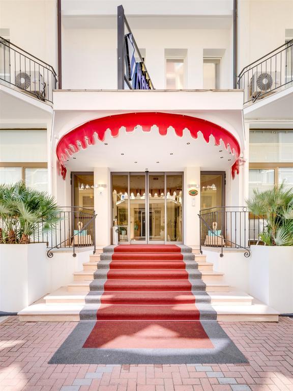 Hotel Manila Lido di Jesolo Esterno foto